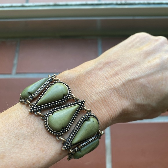 Trio of vintage bracelets - Picture 2 of 9